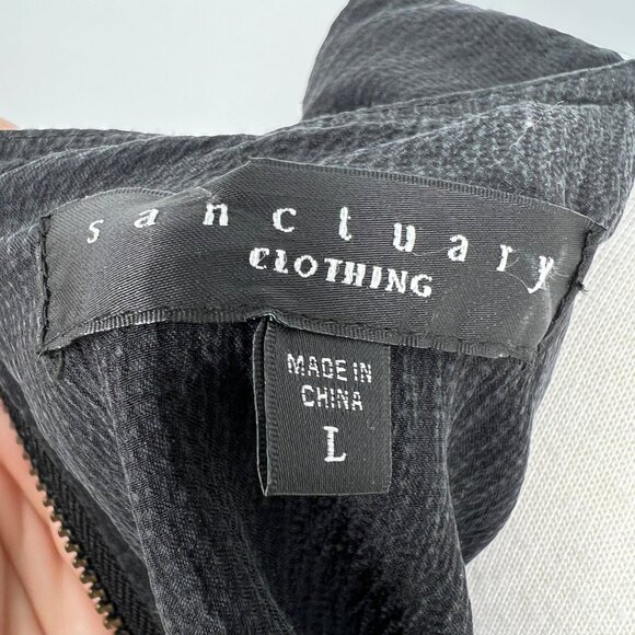 Sanctuary Black Silk Ruffle Sleeveless Top Blouse Size Large - Picture 7 of 9